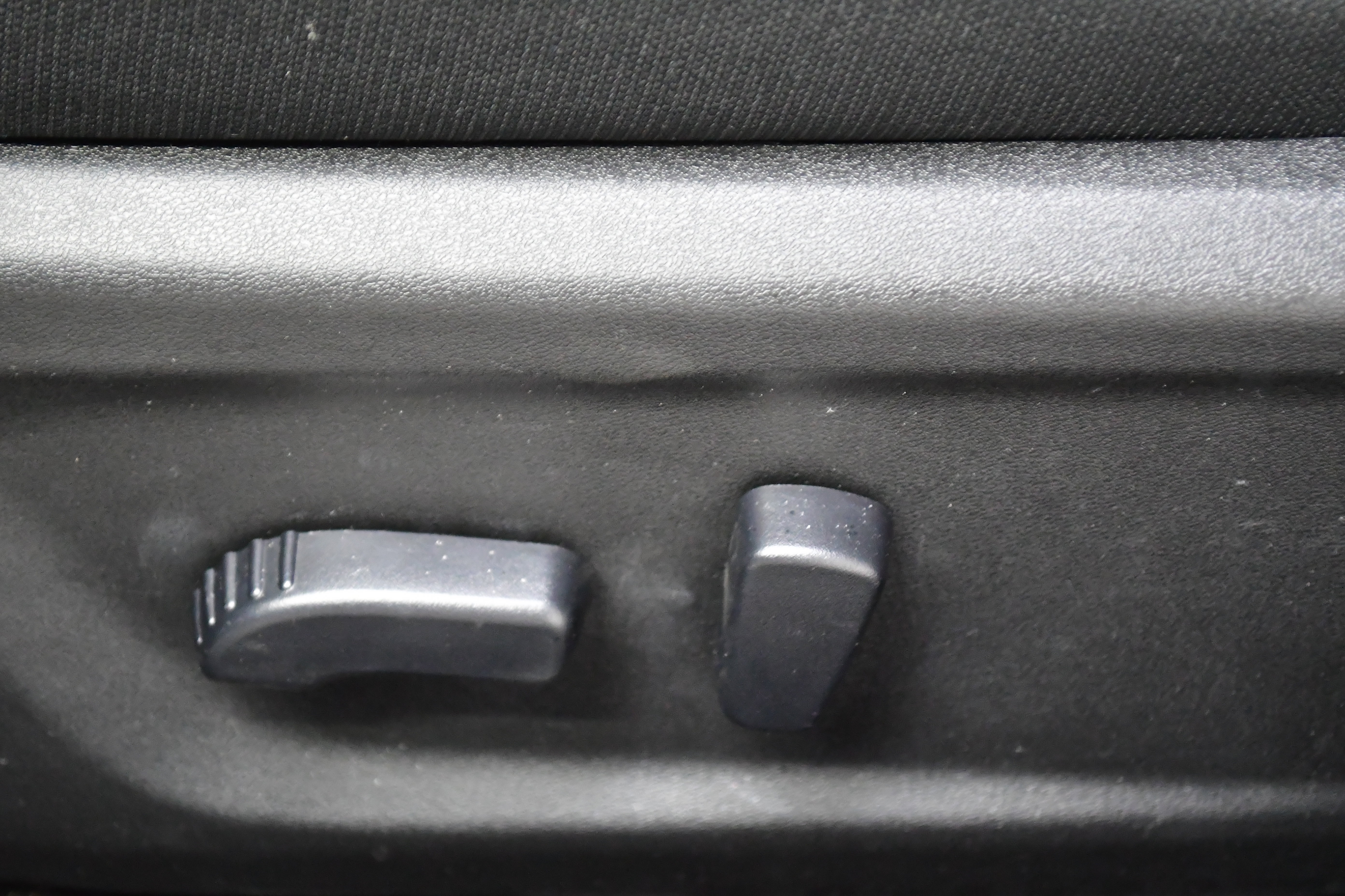 Used 2025 Nissan Altima 2.5 SV image 12