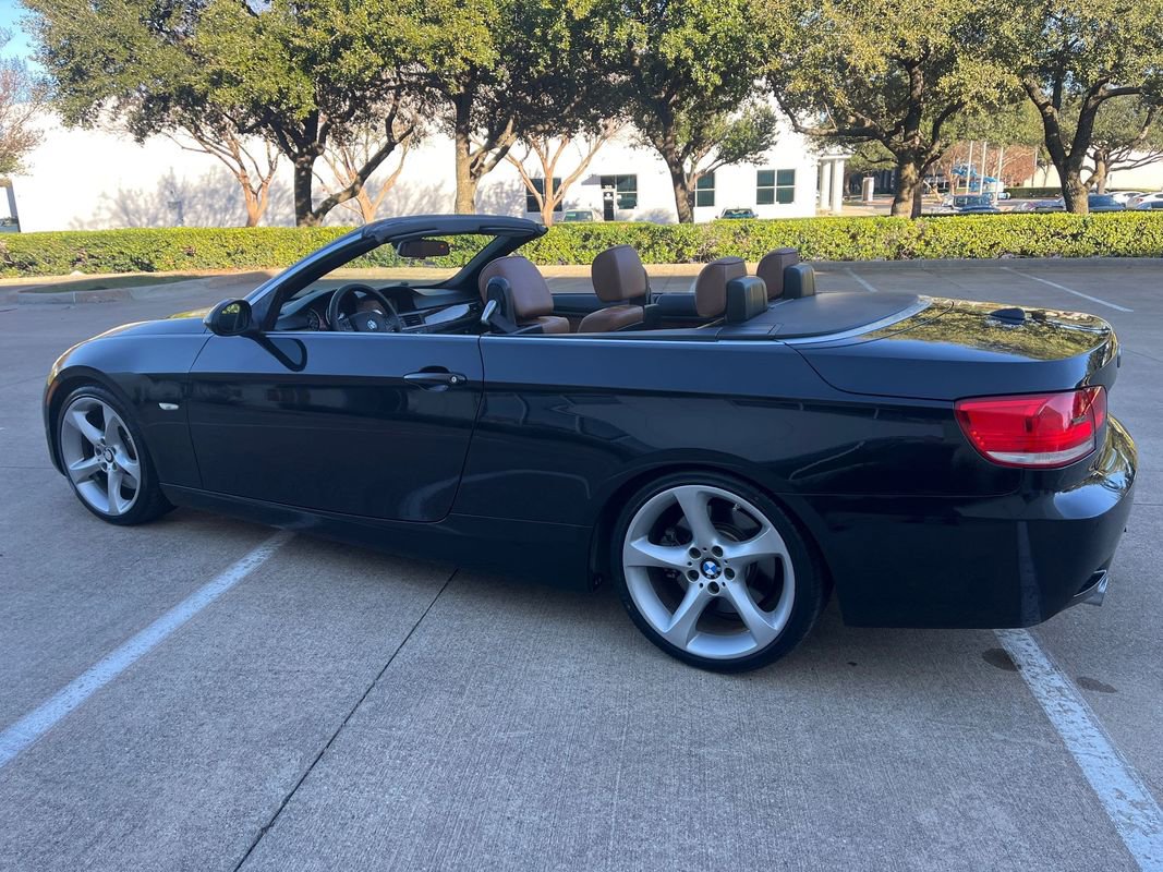 Used 2008 BMW 335i Convertible image 6