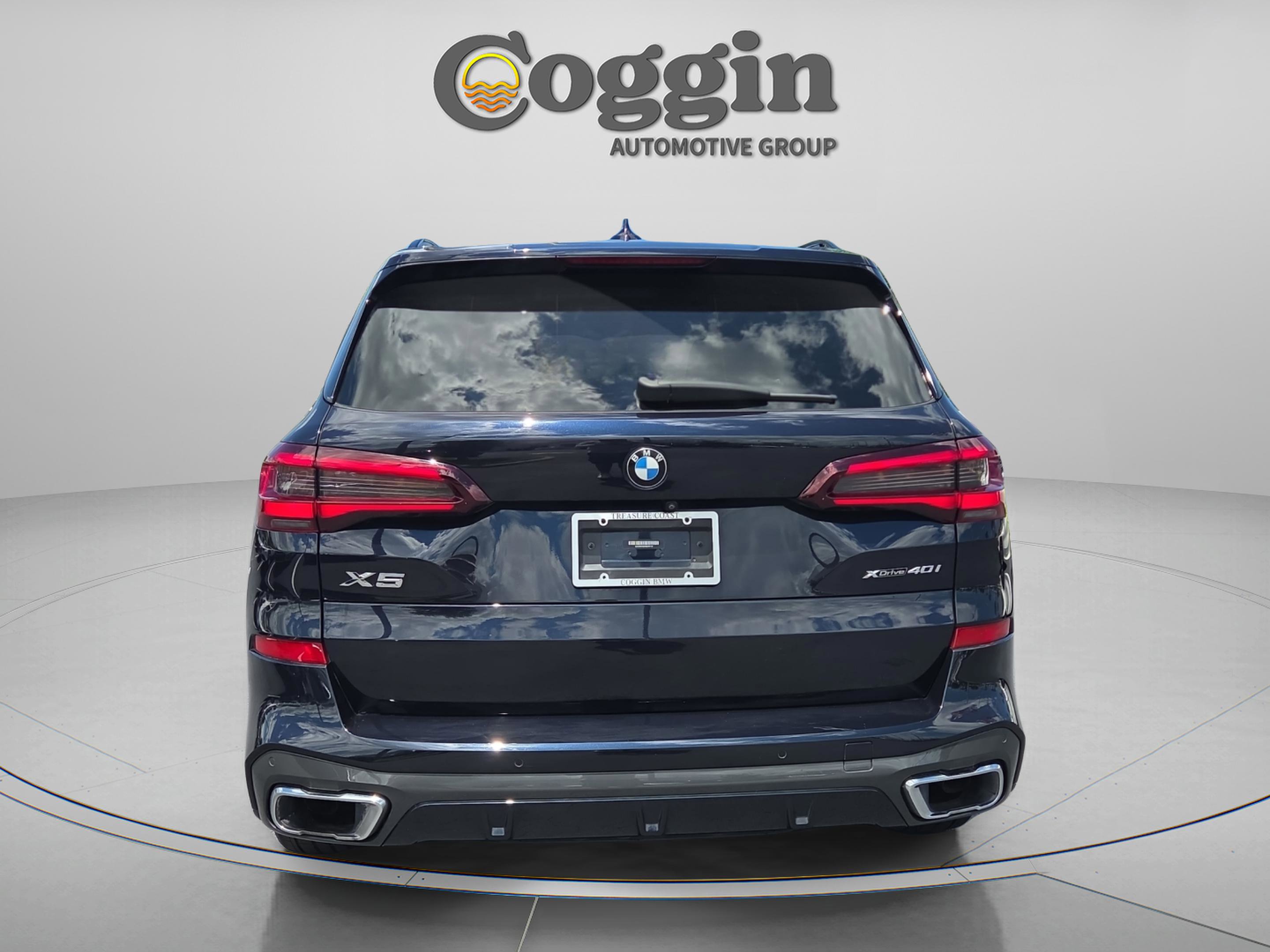 Used 2021 BMW X5 xDrive40i w/ M Sport Package AWD/4WD image 4