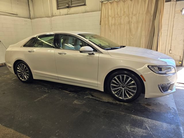 Used 2020 Lincoln MKZ AWD image 5