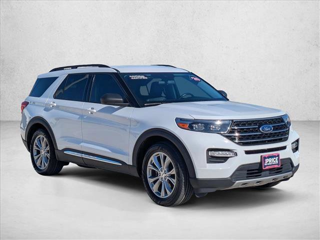Used 2020 Ford Explorer XLT w/ Equipment Group 202A image 3