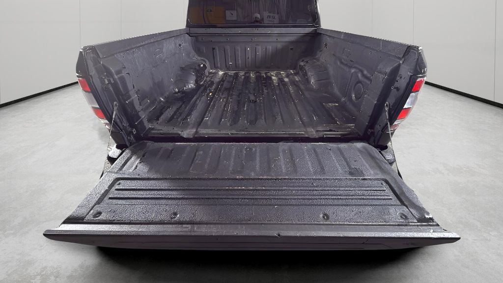 Used 2022 Nissan Frontier SV image 27