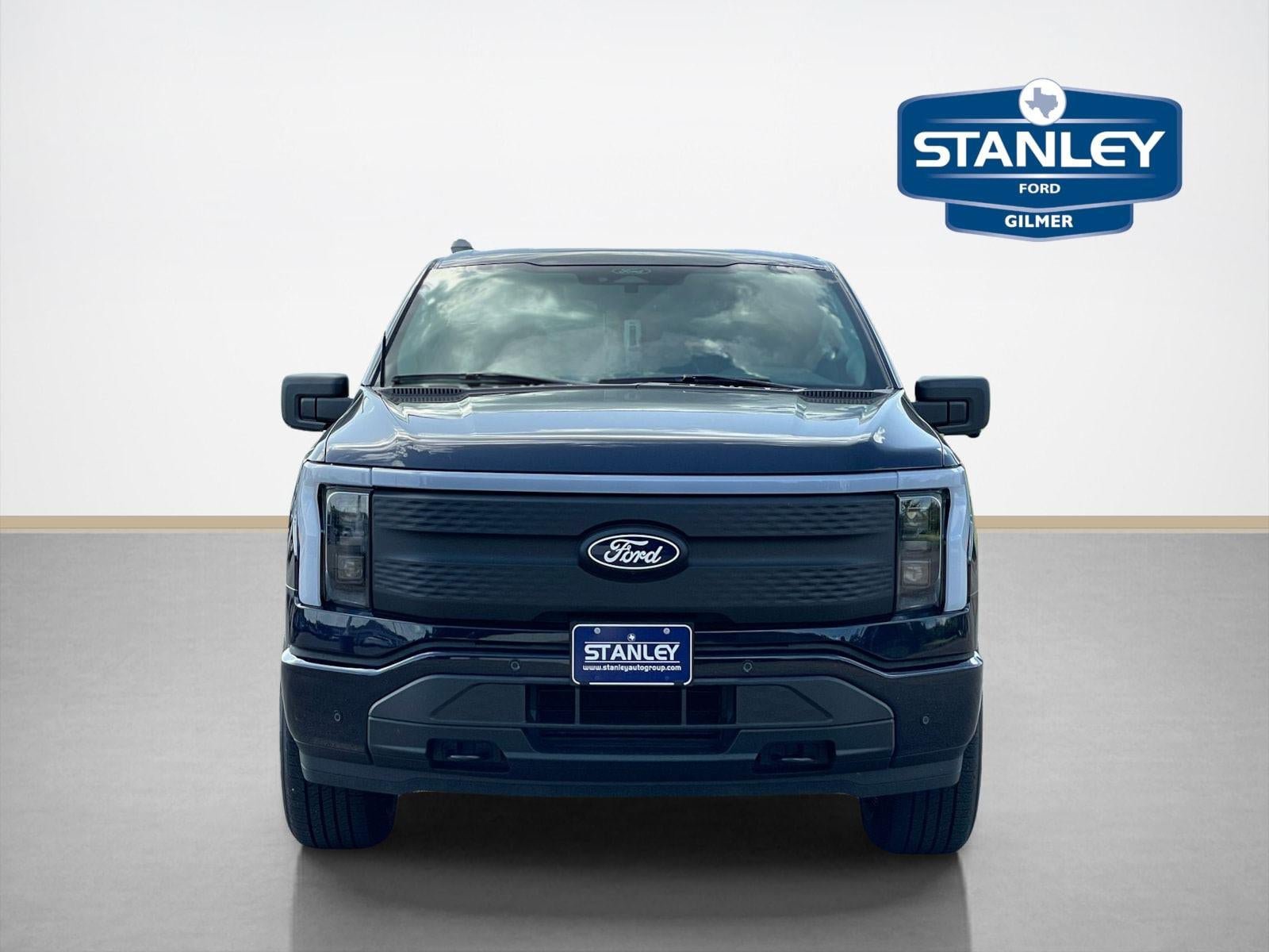 New 2025 Ford F150 Lightning Flash AWD/4WD image 2
