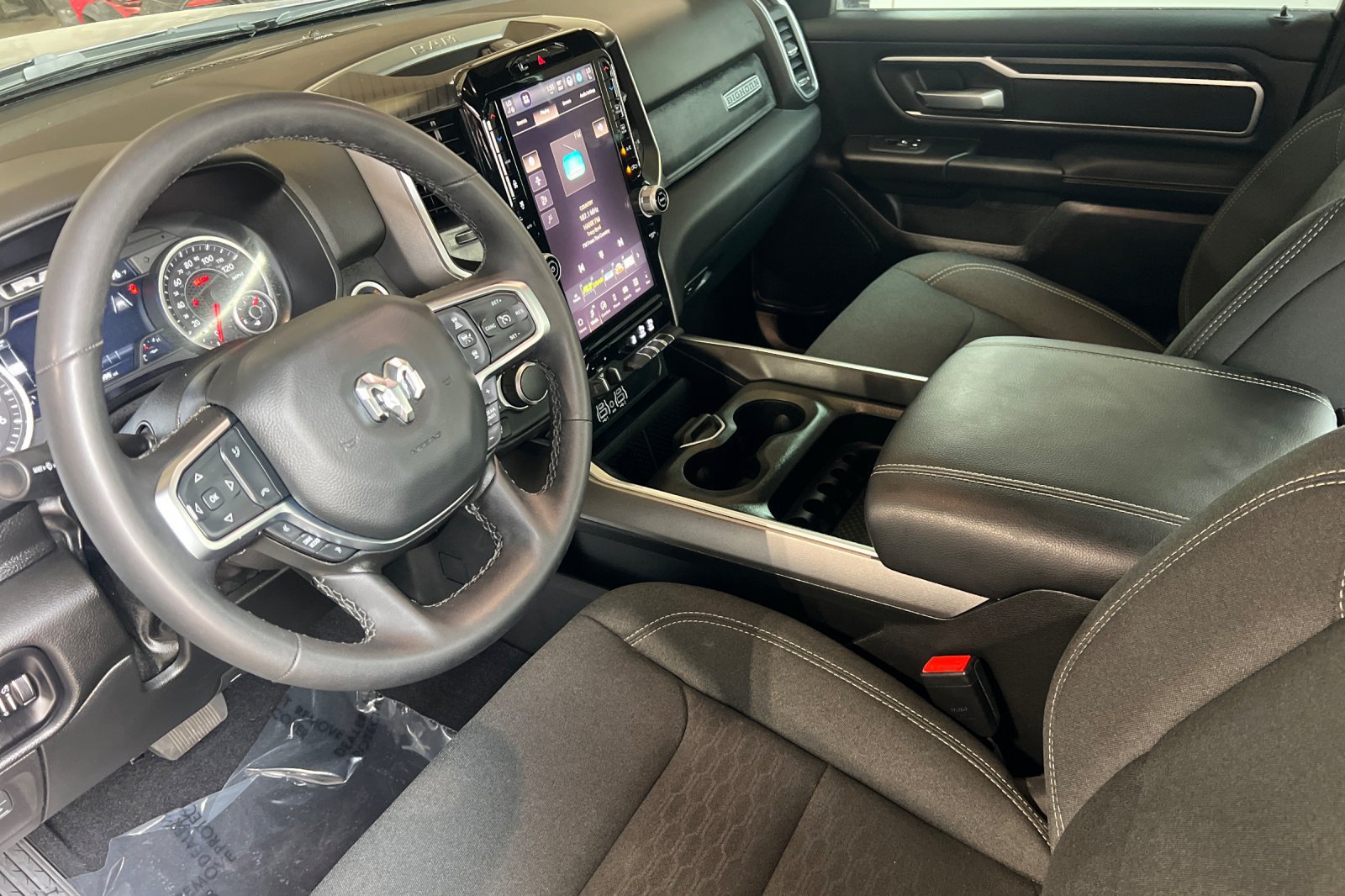 Used 2026 RAM 1500 Big Horn AWD/4WD image 4