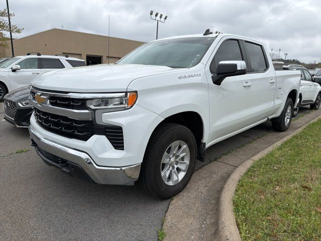 Used 2023 Chevrolet Silverado 1500 LT w/ Protection Package image 3