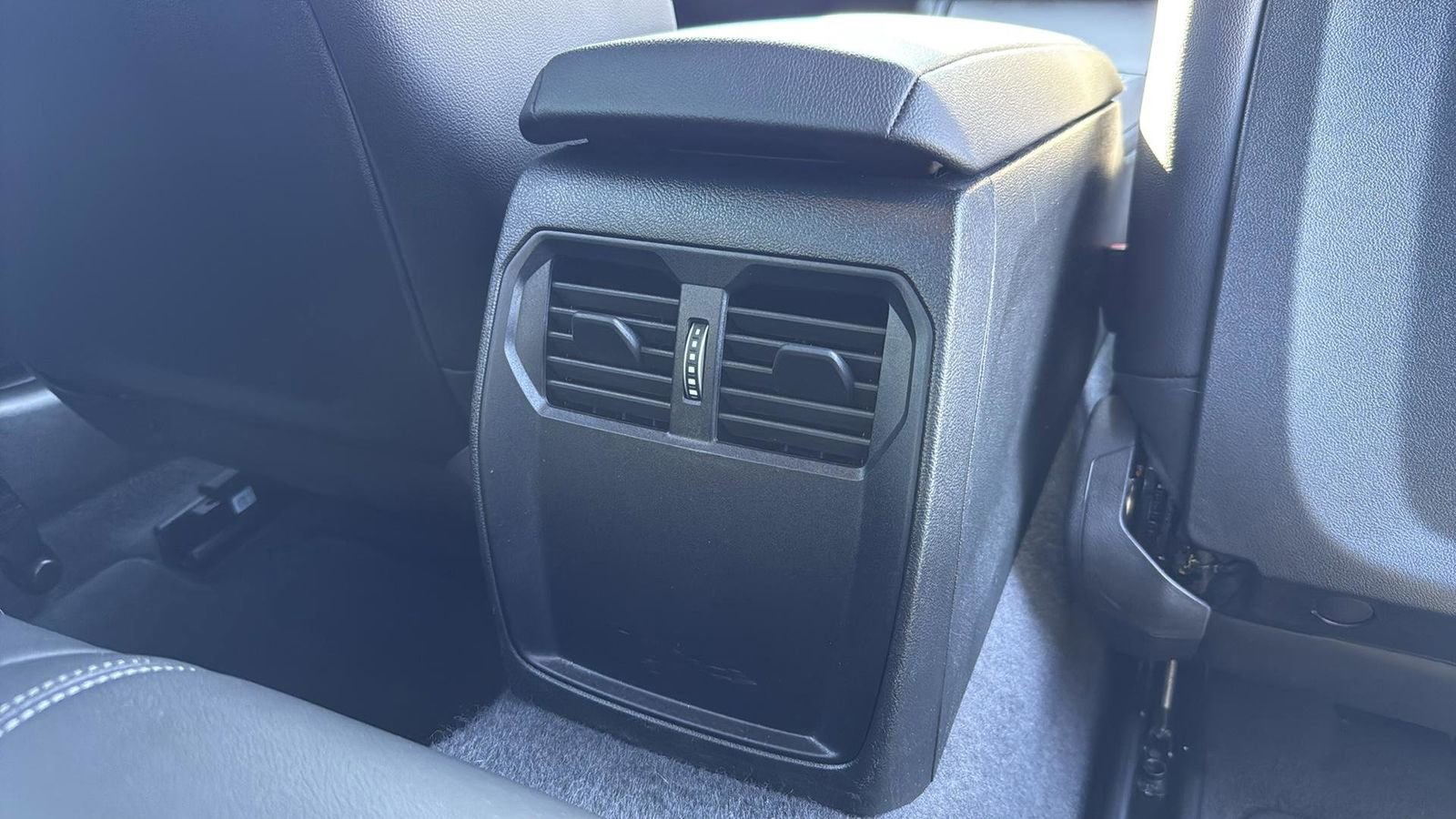 Used 2024 BMW 230i Coupe image 26