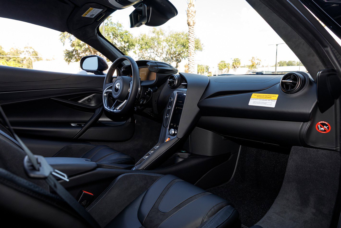 New 2026 McLaren 750S image 38