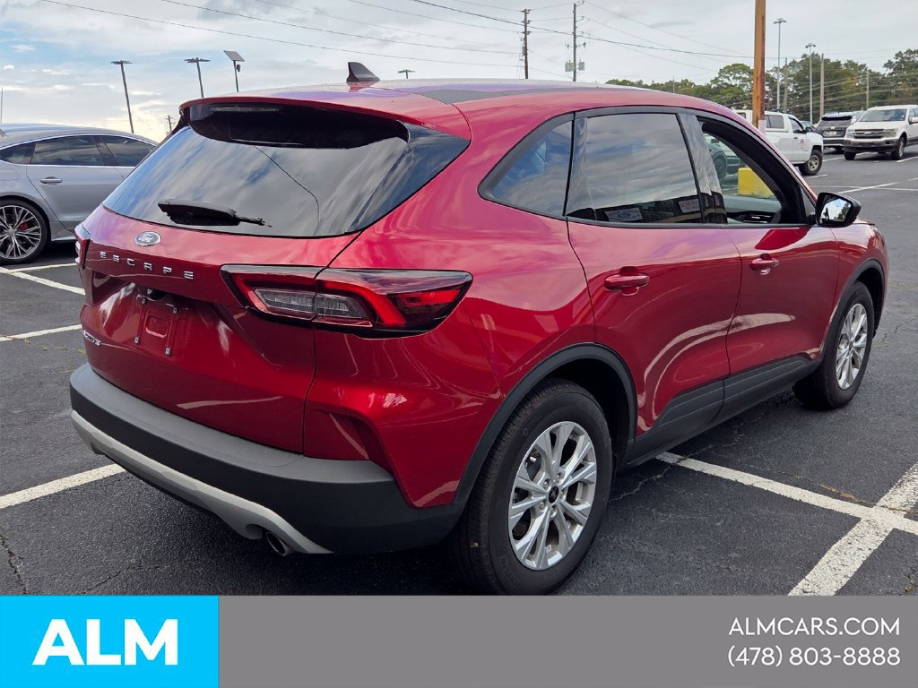 Used 2025 Ford Escape Active FWD image 15