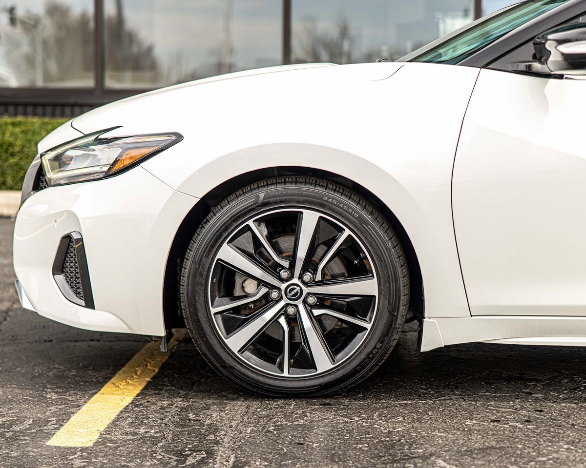 Used 2023 Nissan Maxima SL FWD image 8