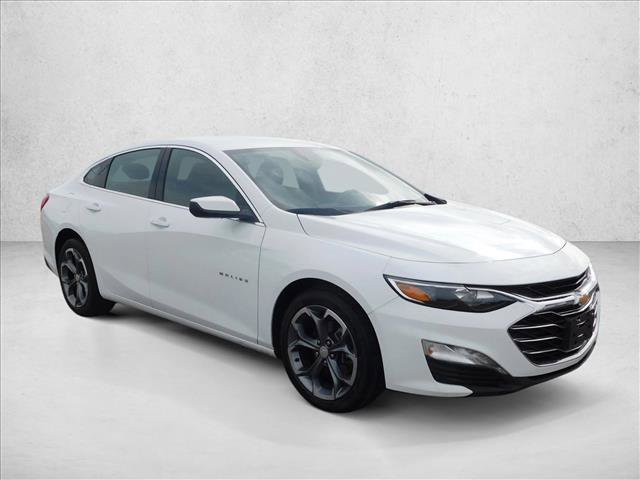 Used 2024 Chevrolet Malibu LT image 3