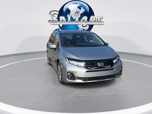 New 2026 Honda Odyssey Touring image 3