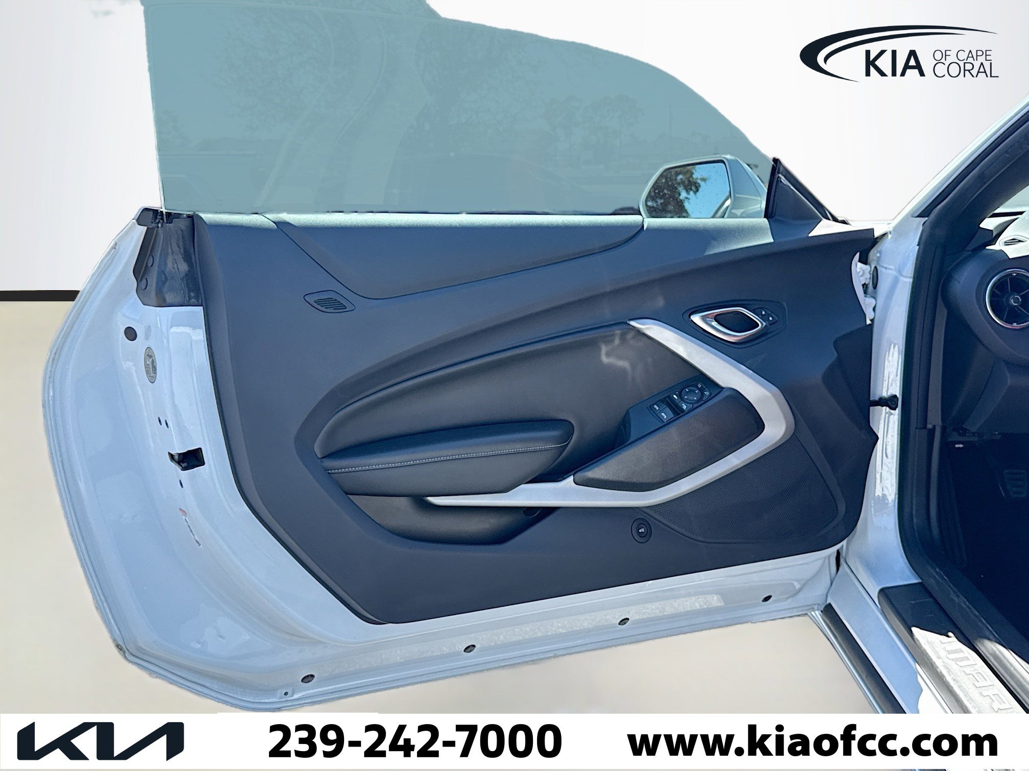 Used 2023 Chevrolet Camaro SS image 20