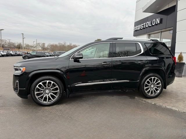 Used 2023 GMC Acadia Denali w/ Denali Ultimate Package image 9