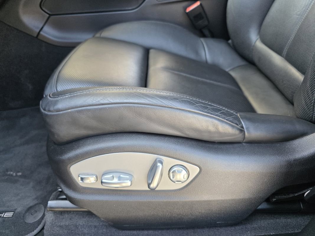 Used 2019 Porsche Macan image 21