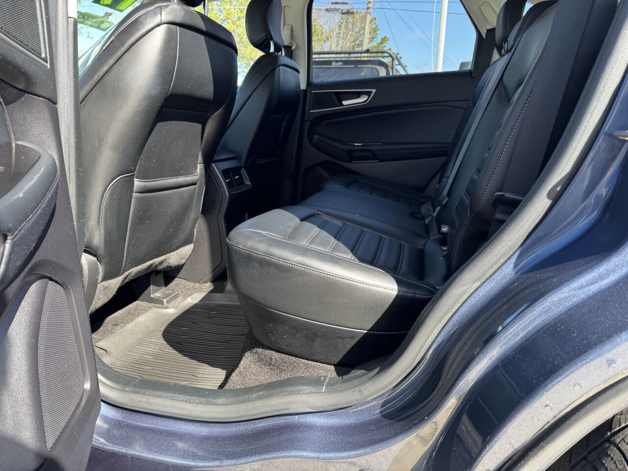 Used 2019 Ford Edge SEL w/ Equipment Group 201A image 27