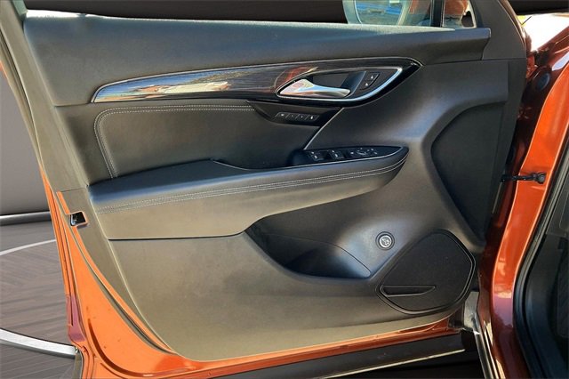 Used 2022 Buick Envision Essence w/ Safety Package image 20