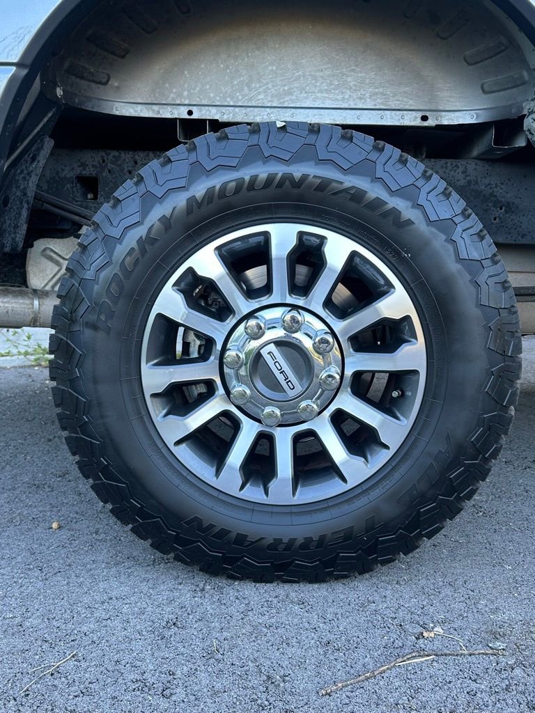 Used 2020 Ford F250 Lariat w/ Lariat Value Package image 7
