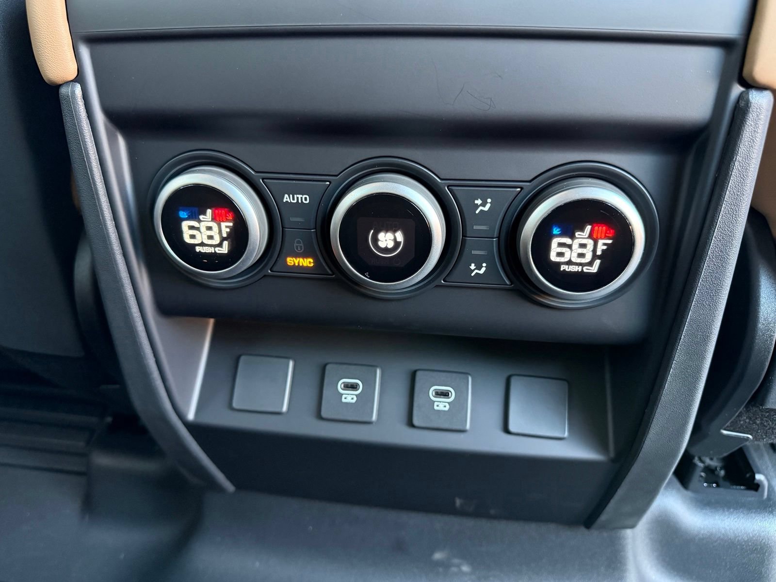 New 2026 Land Rover Defender 110 S AWD/4WD image 19