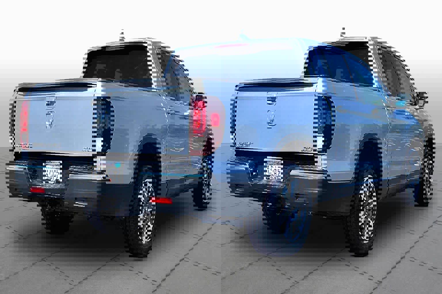 Used 2017 Honda Ridgeline RTL image 12