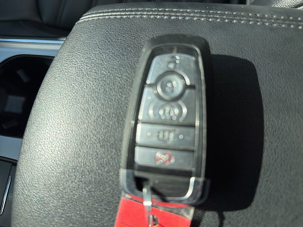 Used 2022 Ford Edge SEL w/ Convenience Package image 28