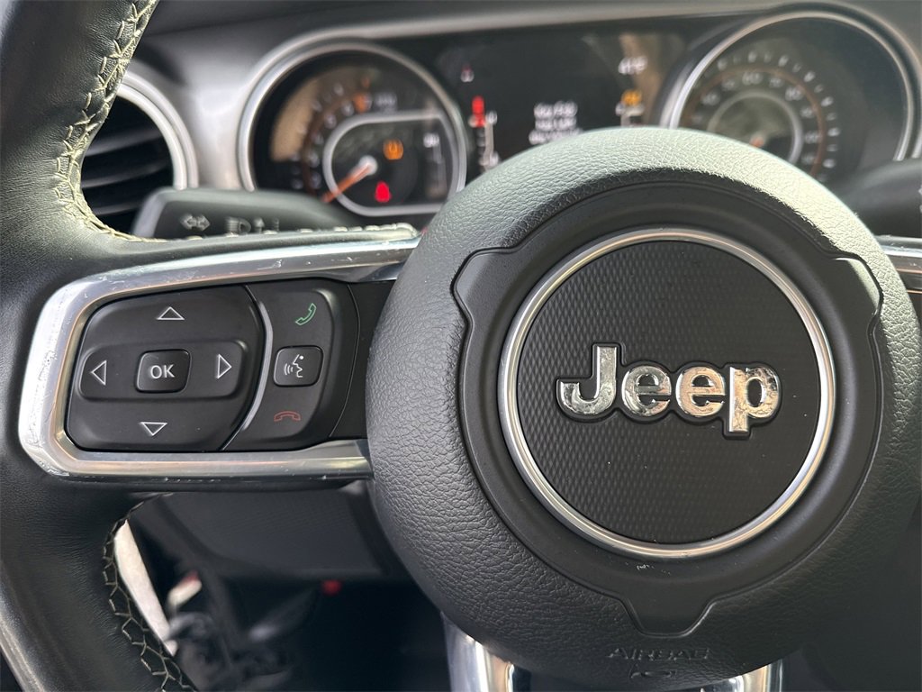 Used 2020 Jeep Gladiator Overland w/ Safety Group image 28