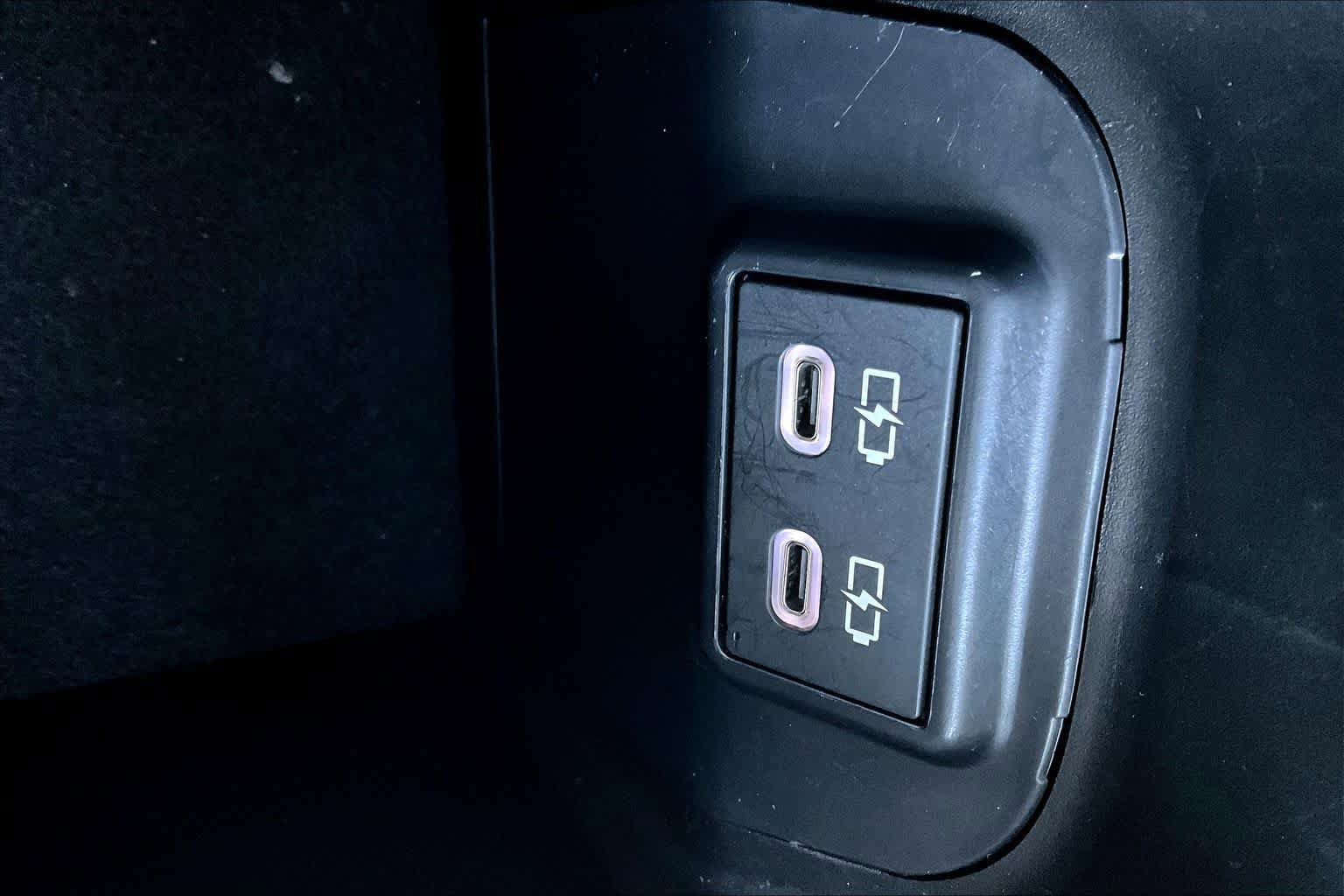 Used 2024 Toyota RAV4 LE image 35