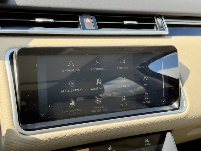 Used 2023 Land Rover Range Rover Velar R-Dynamic S image 13