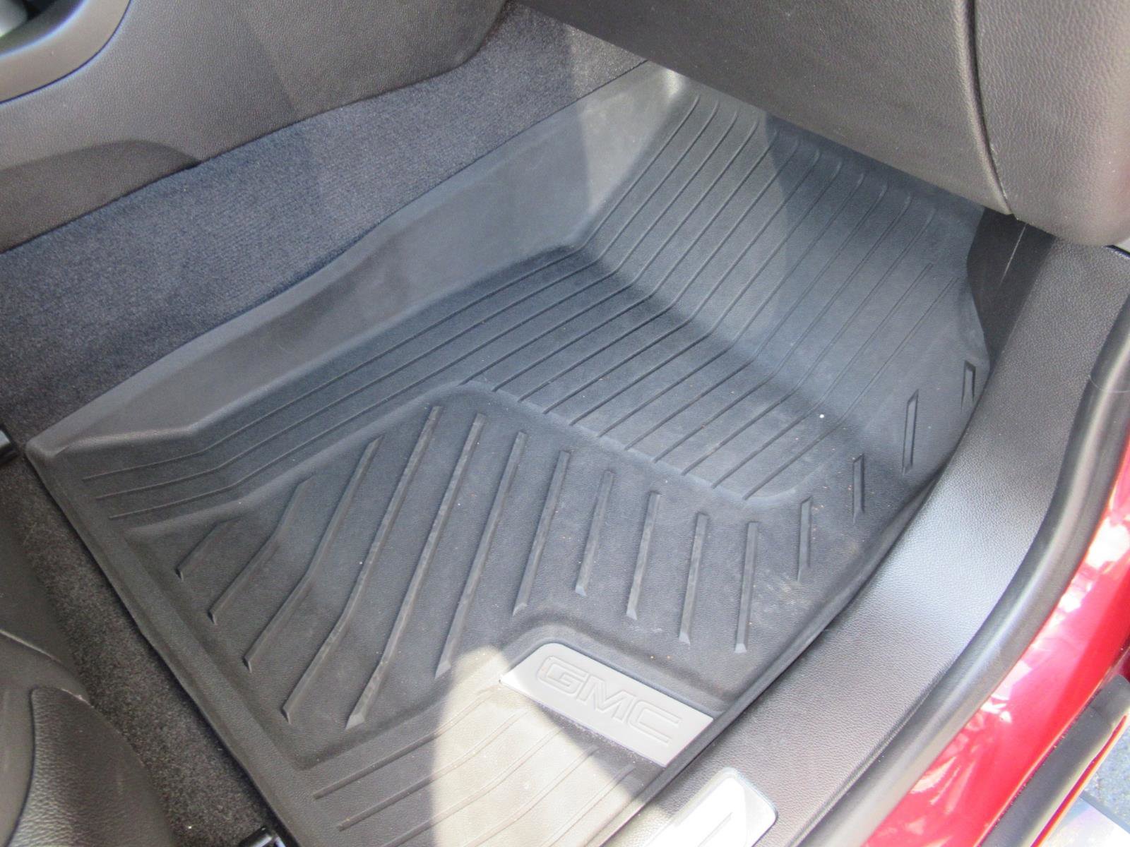 Used 2020 GMC Canyon Denali image 32