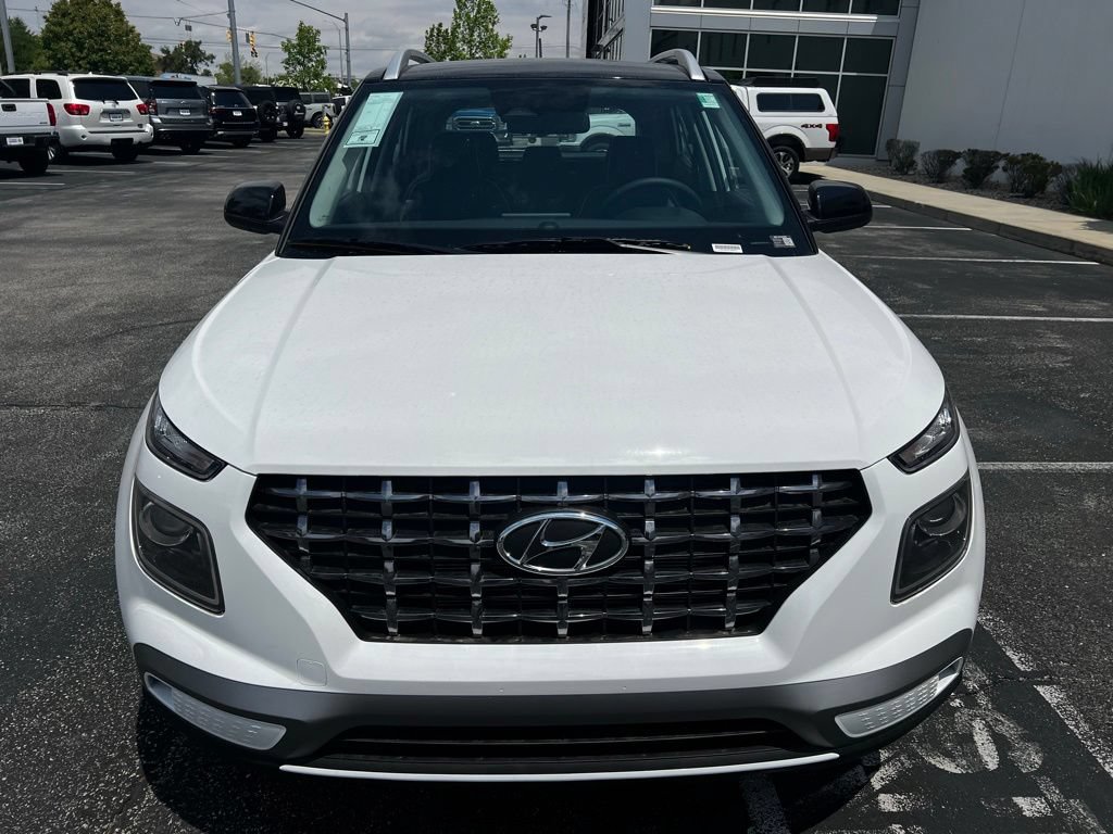 New 2026 Hyundai Venue SEL FWD image 16