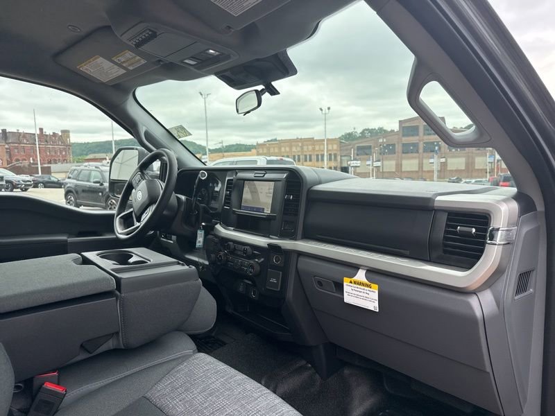 New 2025 Ford F350 XLT AWD/4WD image 13