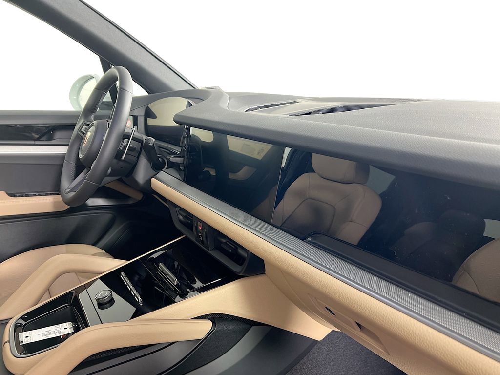 New 2026 Porsche Cayenne image 31