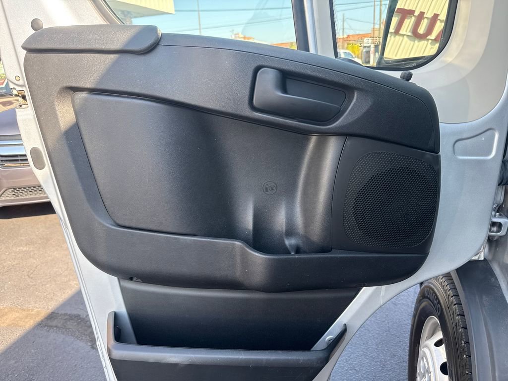 Used 2016 RAM ProMaster 1500 w/ Interior Convenience Group image 33