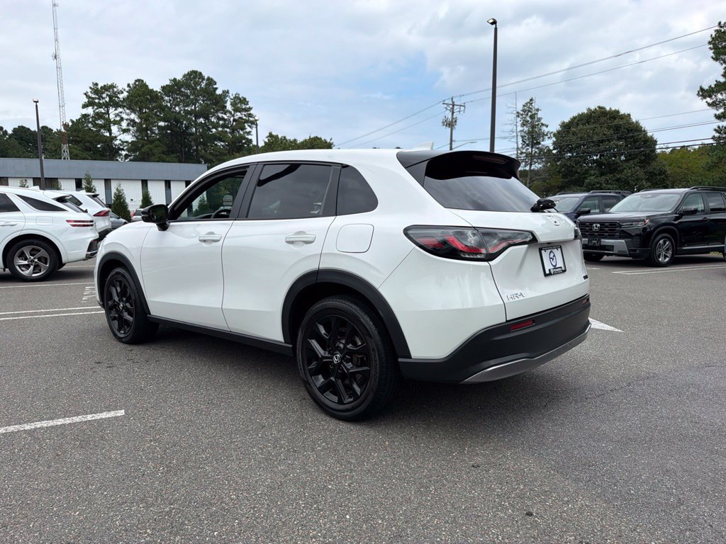 Certified 2024 Honda HR-V Sport image 7