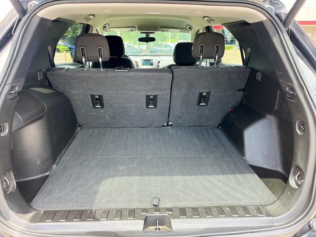 Used 2019 Chevrolet Equinox LT FWD image 24
