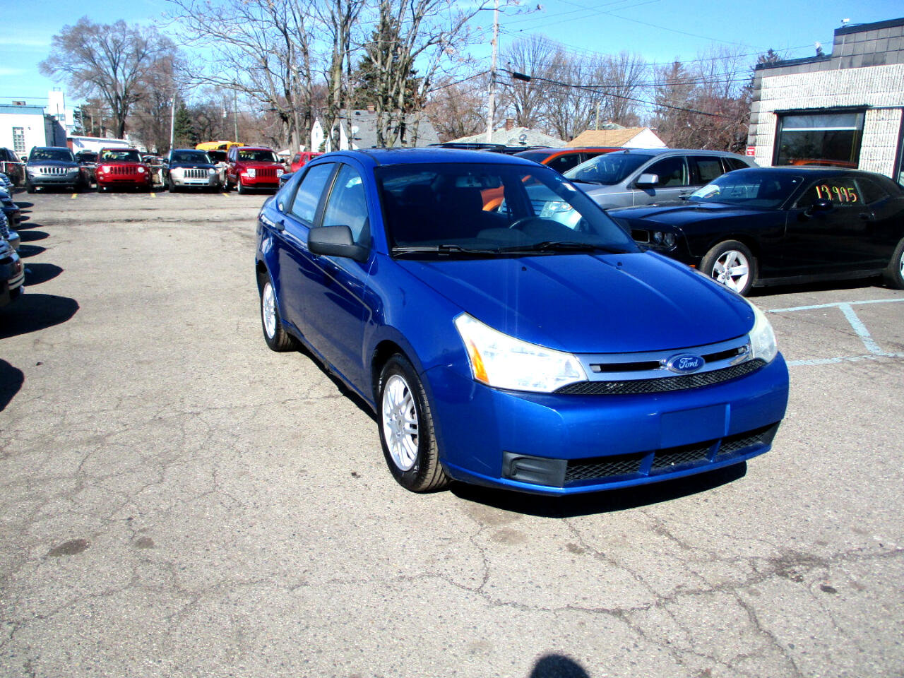 Used 2011 Ford Focus SE w/ 201A Rapid Spec Order Code image 1