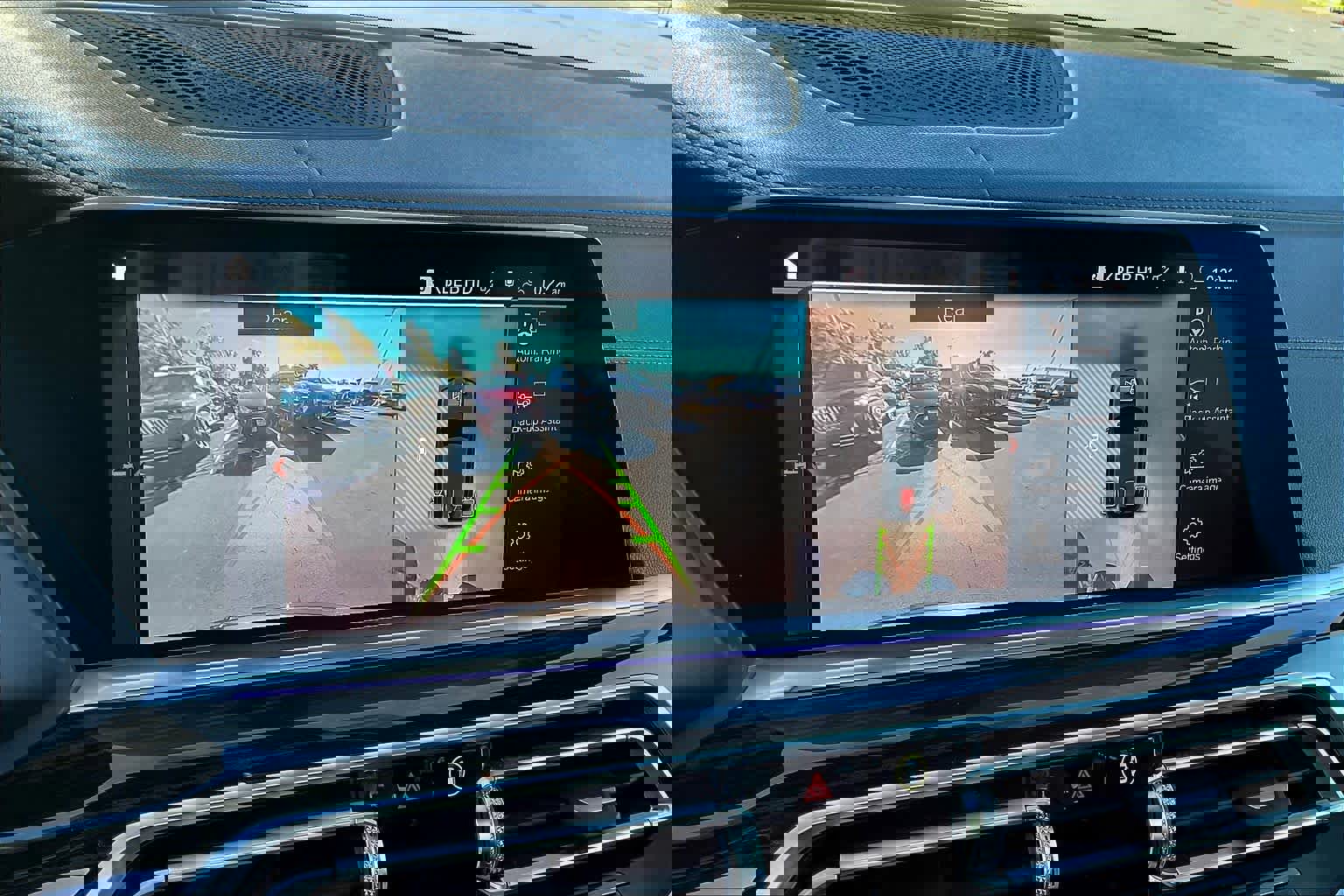 Used 2020 BMW X5 xDrive40i w/ Premium Package image 24