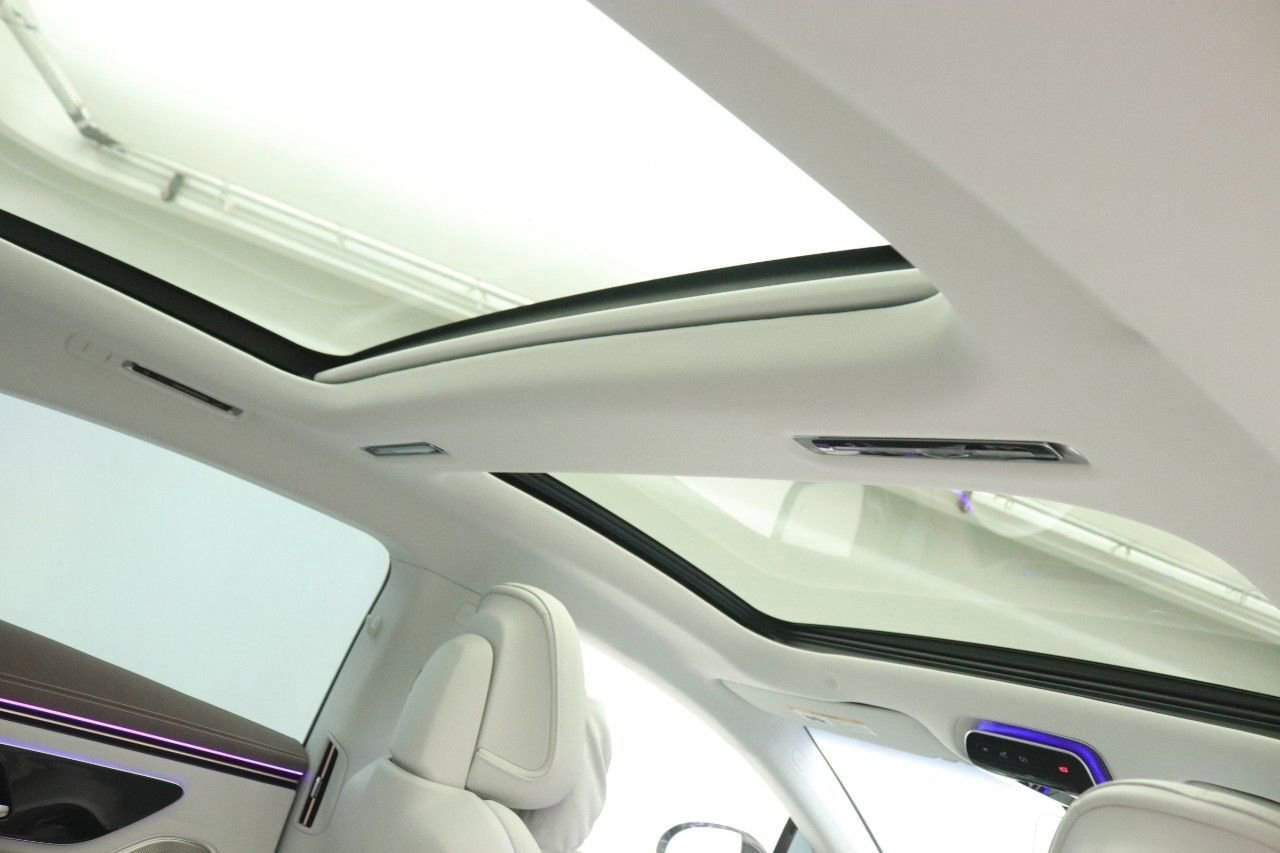 Certified 2023 Mercedes-Benz EQS 580 4MATIC Sedan image 26