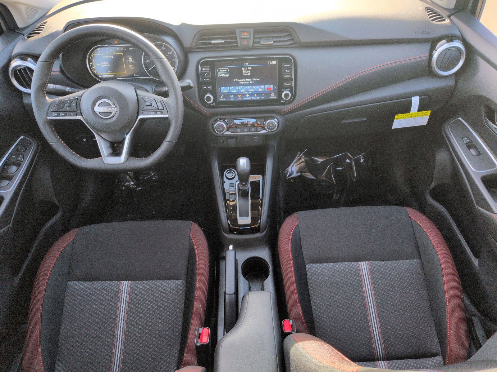 New 2025 Nissan Versa SR w/ Trunk Package image 10