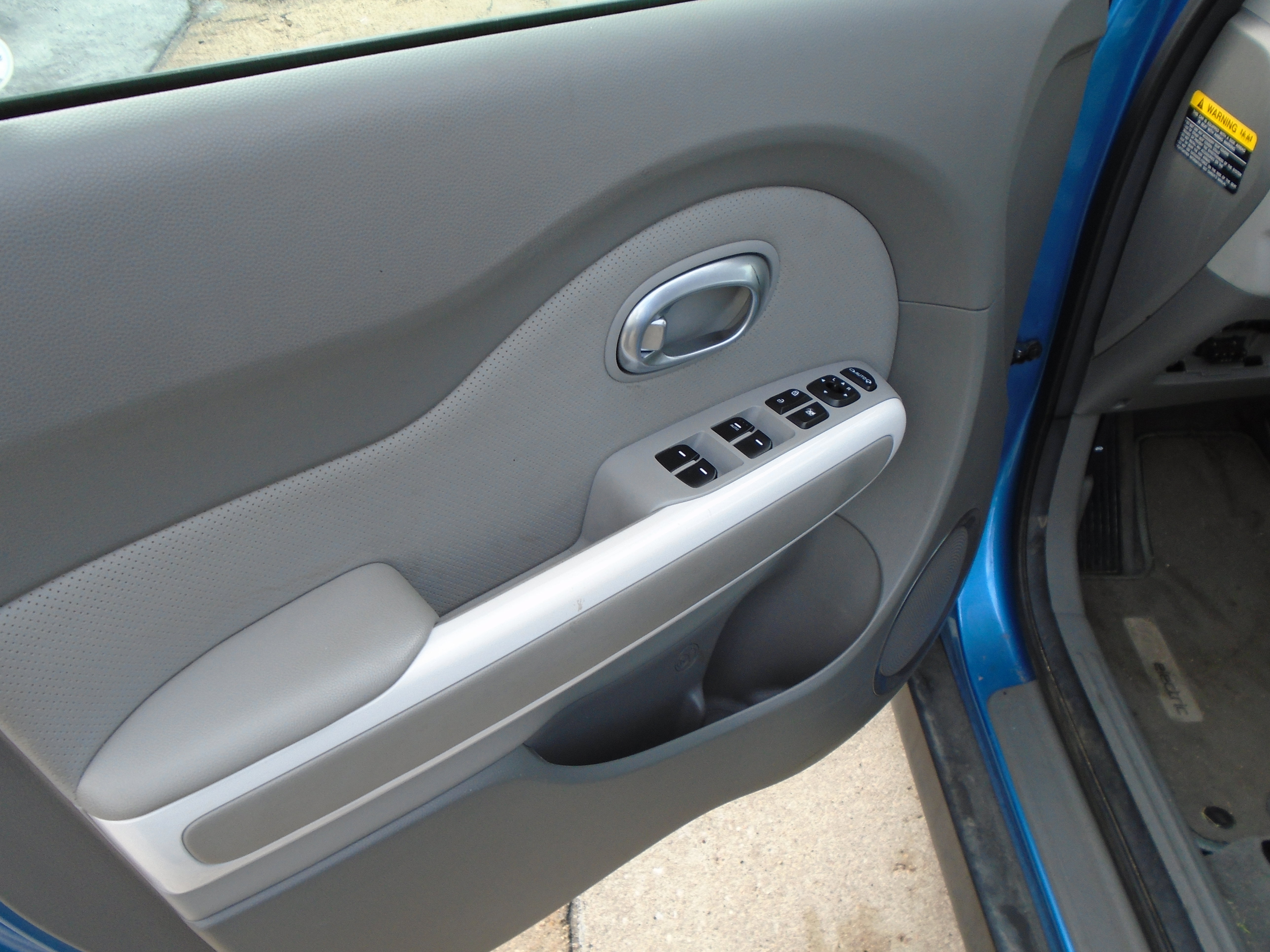 Used 2016 Kia Soul EV + image 17