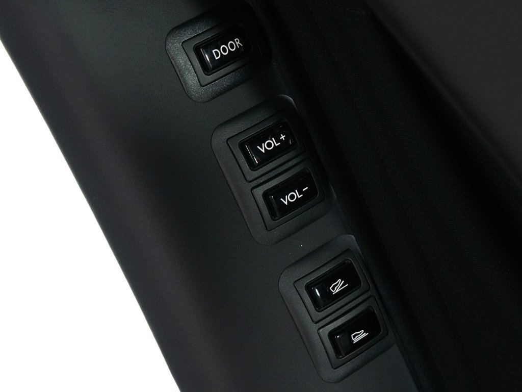 Certified 2023 Rolls-Royce Phantom Sedan image 34