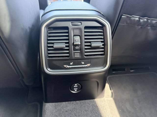 Certified 2023 Porsche Macan S AWD/4WD image 17