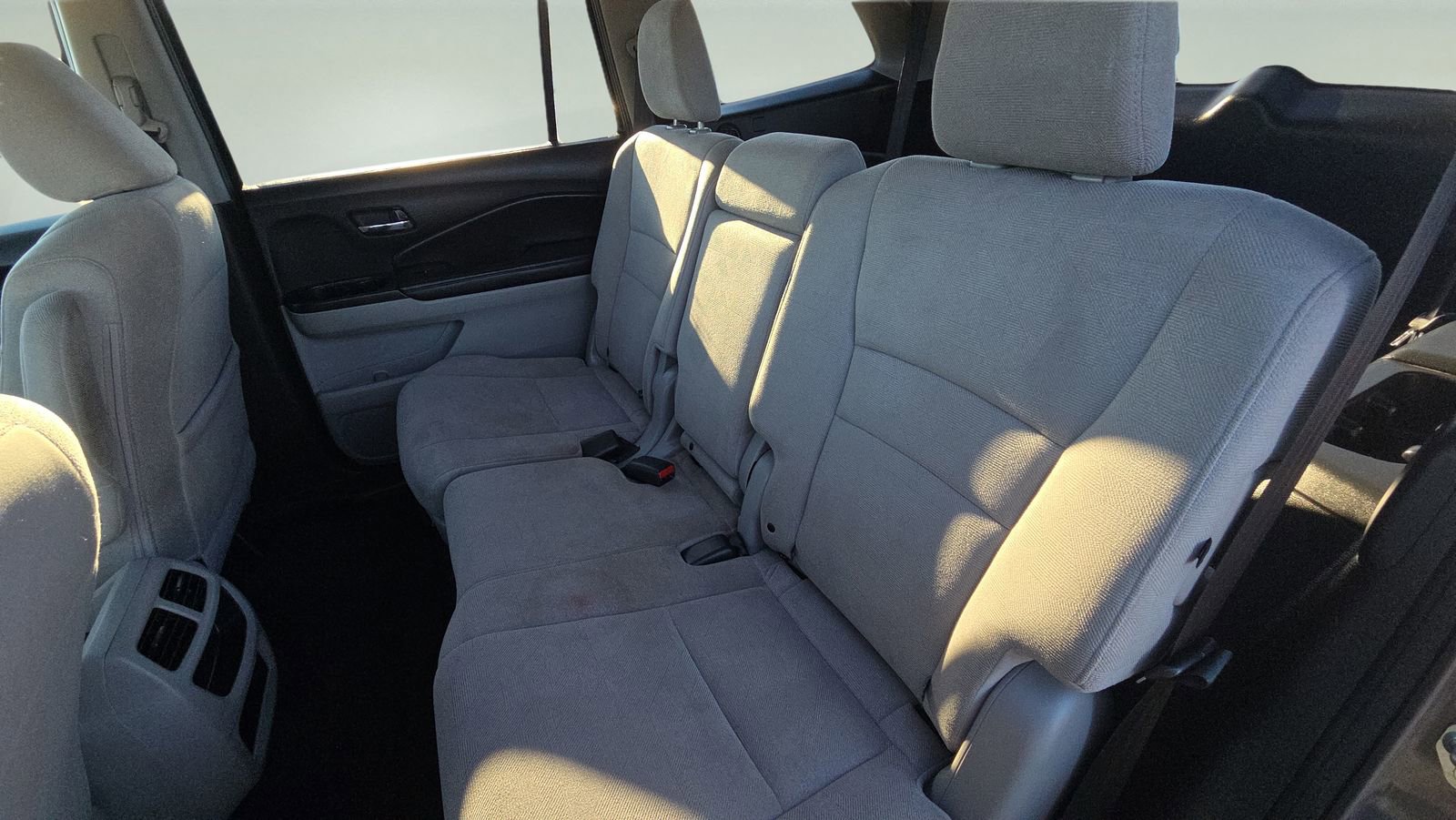 Used 2019 Honda Pilot LX image 21