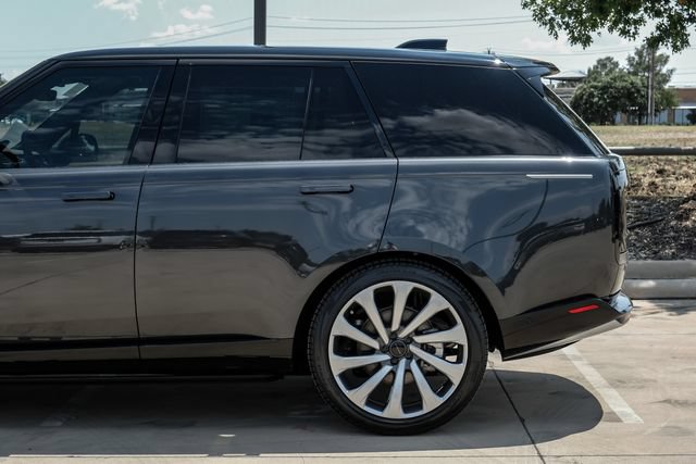 New 2026 Land Rover Range Rover SE AWD/4WD image 14