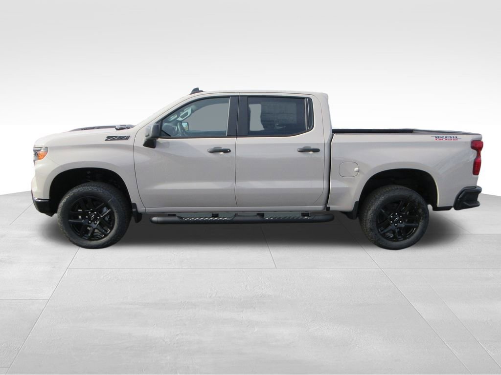 New 2026 Chevrolet Silverado 1500 Custom Trail Boss w/ LPO, Dark Essentials Package image 2