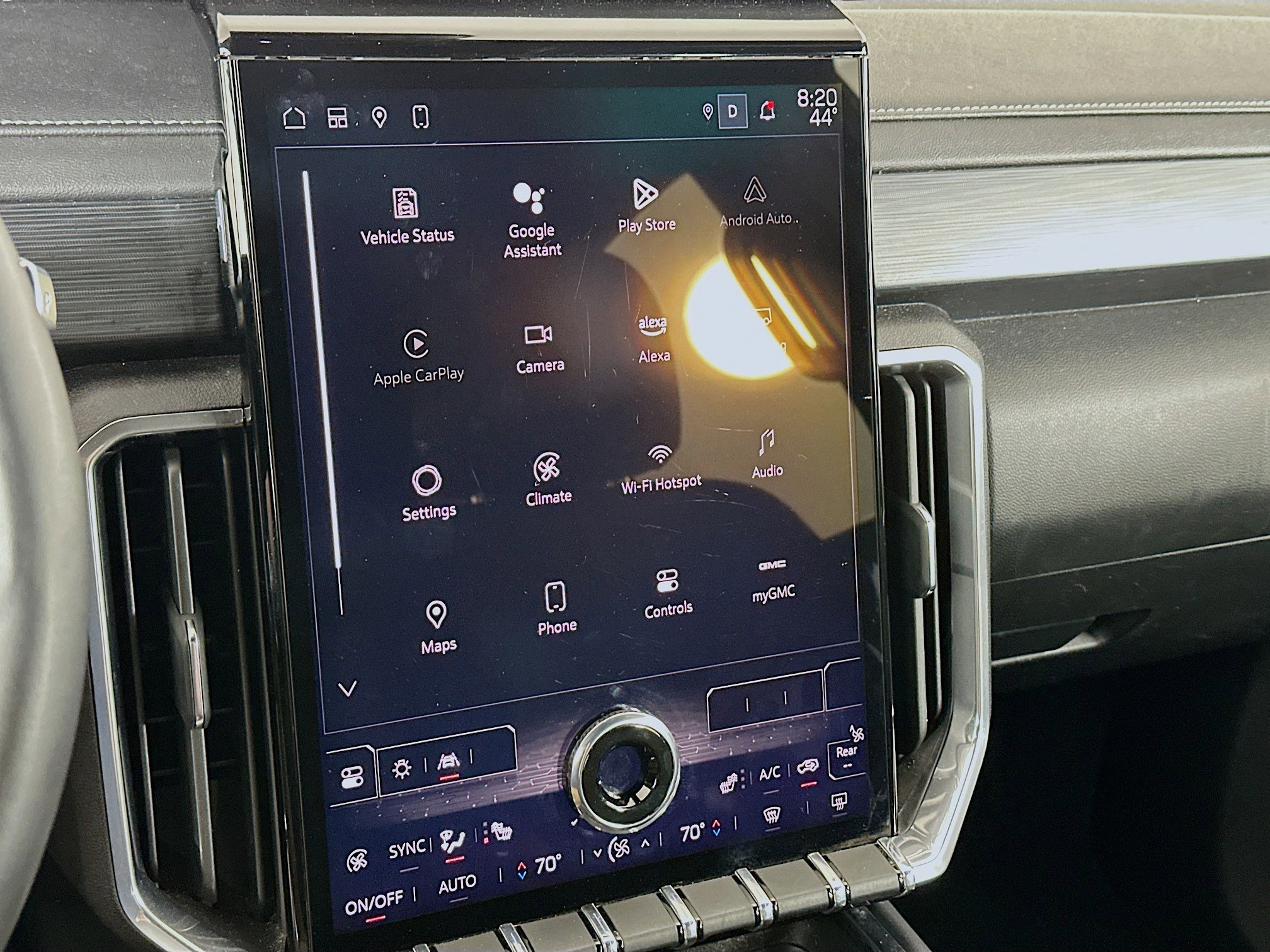 Used 2025 GMC Acadia Elevation image 21