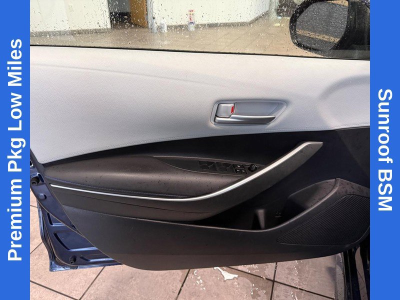Used 2020 Toyota Corolla SE w/ SE Premium Package FWD image 18