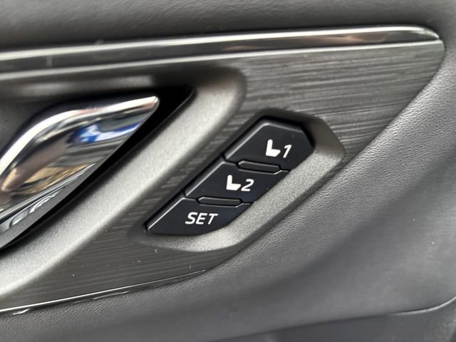 New 2026 Subaru Outback Touring XT image 9