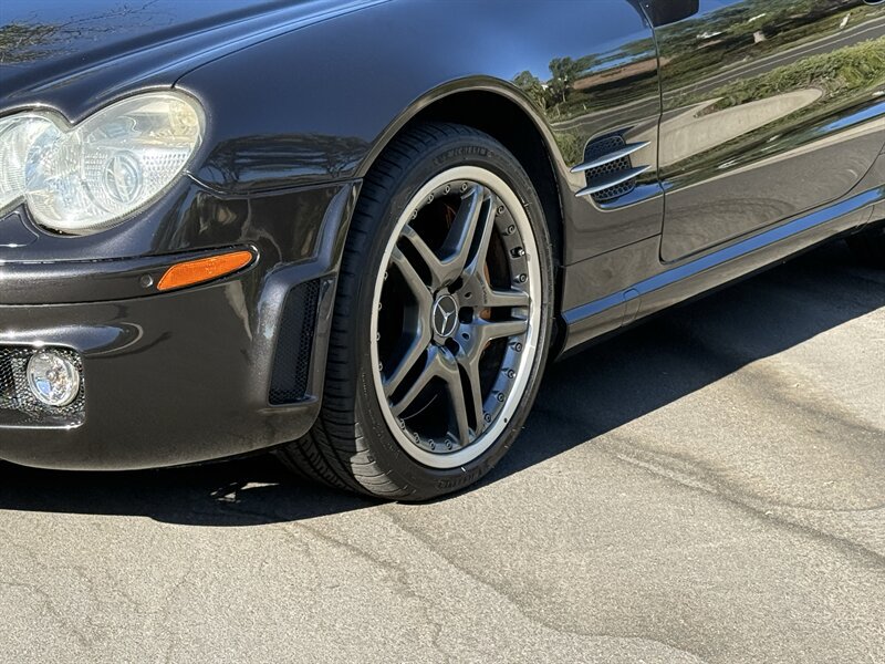 Used 2006 Mercedes-Benz SL 65 AMG image 4