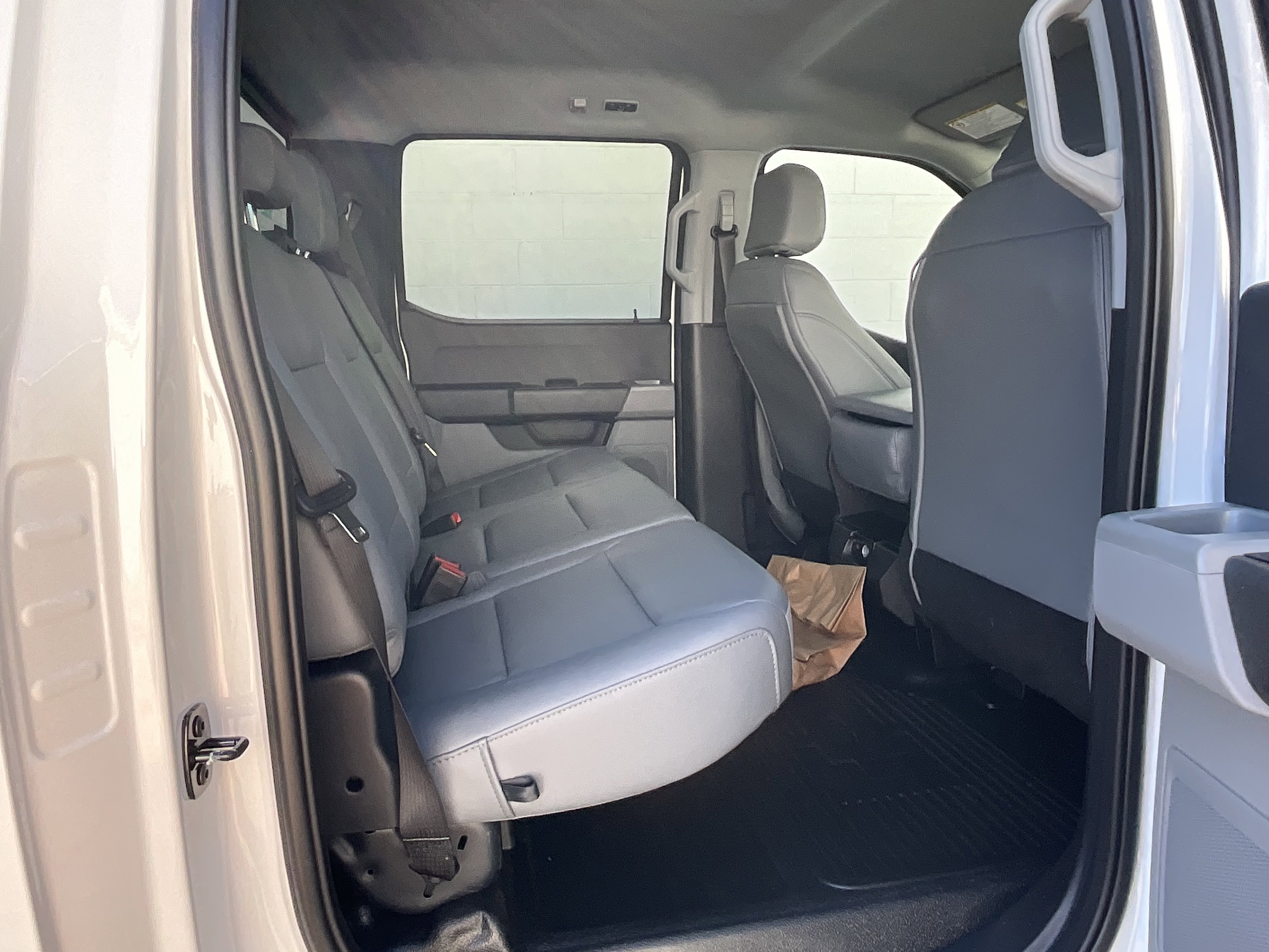 New 2026 Ford F550 4x4 Crew Cab image 24