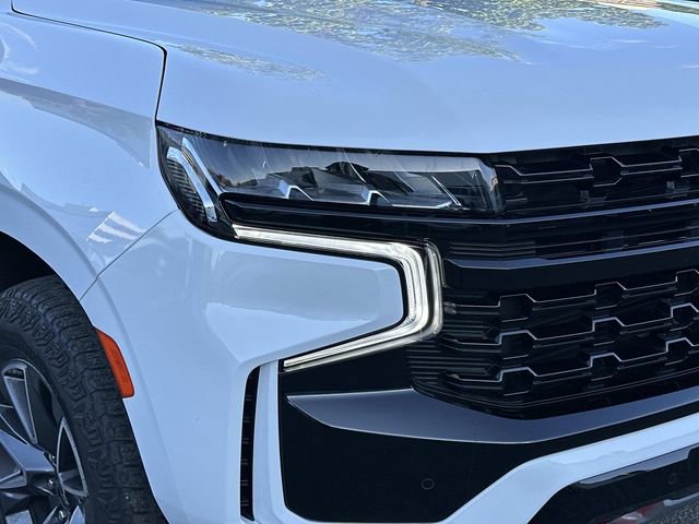Used 2023 Chevrolet Tahoe Z71 w/ Luxury Package AWD/4WD image 7
